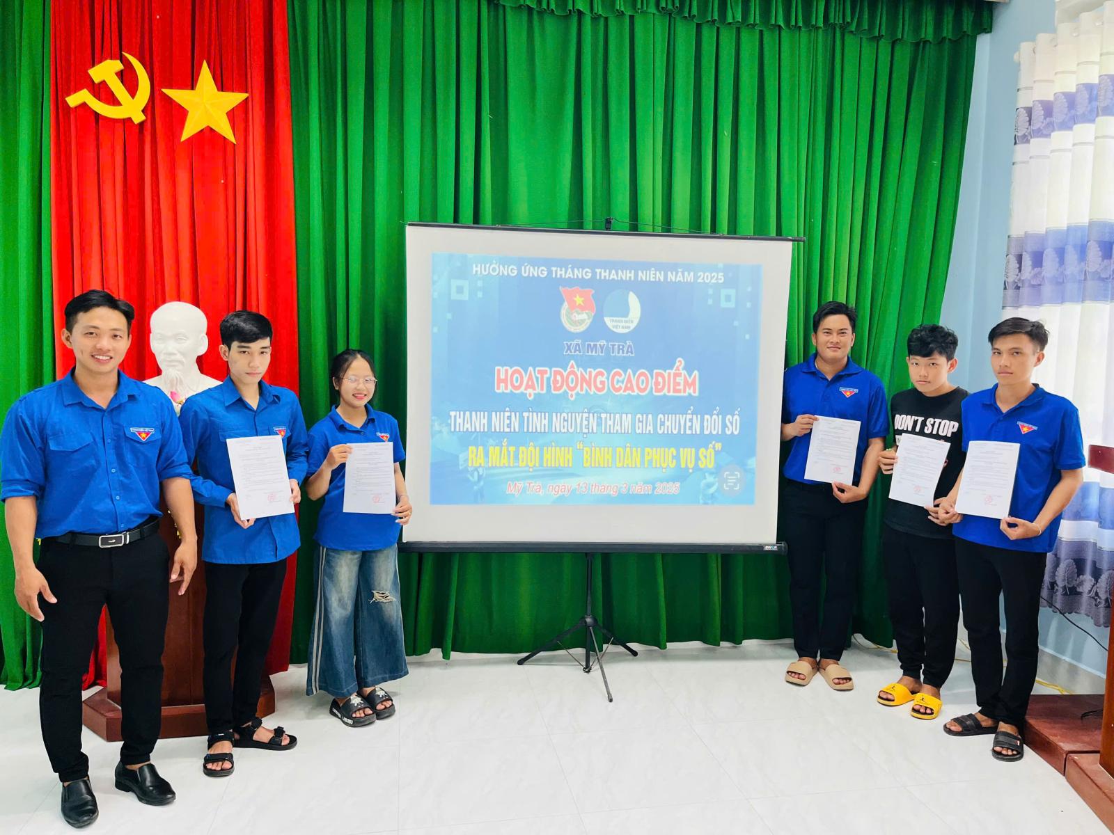 ĐOÀN THANH NIÊN XÃ MỸ TRÀ & HỘI LHTN VIỆT NAM RA MẮT ĐỘI HÌNH BÌNH DÂN PHỤC VỤ SỐ